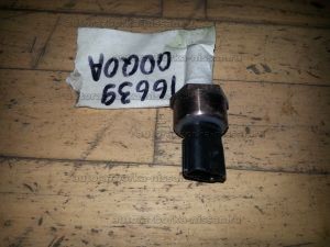 Датчик давления топлива Nissan X-Trail T32 Б/У арт.1663900Q0A (18404)
