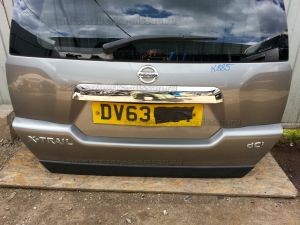 Дверь пятая (крышка багажника) в сборе Nissan X-Trail T31 Б/У арт.K010MJG4EA, K010MJG4EB (18339)