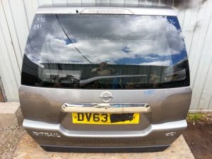 Дверь пятая (крышка багажника) в сборе Nissan X-Trail T31 Б/У арт.K010MJG4EA, K010MJG4EB (18339)