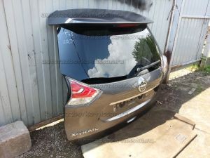 Дверь пятая (крышка багажника) в сборе Nissan X-Trail T32 Б/У арт.9001A4CB6G, 9001A4CB6C (18363)
