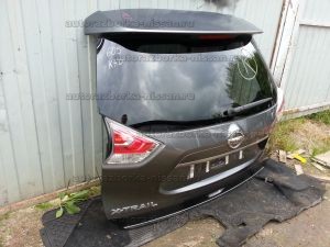 Дверь пятая (крышка багажника) в сборе Nissan X-Trail T32 Б/У арт.9001A4CB6G, 9001A4CB6C (18578)