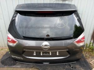 Дверь пятая (крышка багажника) в сборе Nissan X-Trail T32 Б/У арт.9001A4CB6G, 9001A4CB6C (18578)