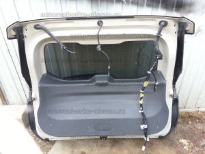 Дверь пятая (крышка багажника) в сборе Nissan X-Trail T32 Б/У арт.9001A4CB6G, 9001A4CB6C, 9001A4CB6D (18364)