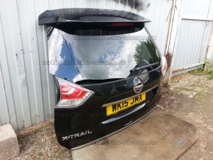 Дверь пятая (крышка багажника) в сборе Nissan X-Trail T32 Б/У арт.9001A4CB6G, 9001A4CB6C, 9001A4CB6D (18364)