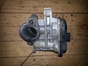 Клапан EGR Nissan X-Trail T32 Б/У арт.1471000Q1E (18385)