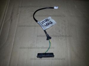 Кнопка открывания пятой двери Nissan X-Trail T32 Б/У арт.253804BA1A (18309)
