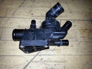 Корпус термостата Nissan X-Trail T32 Б/У арт.1106100Q2C (18421)