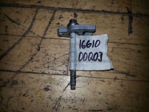 Кронштейн форсунки с болтом Nissan X-Trail T32 Б/У арт.1661000Q0J, 0112100Q0C (18488)