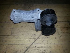 Кронштейн генератора Nissan X-Trail T32 Б/У арт.1171000Q2L (18384)