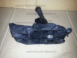 Механизм переключения передач Nissan X-Trail T32 Б/У арт.3410200Q0A, 341015397R (17978)