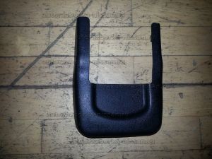 Накладка крепления заднего сиденья Nissan X-Trail T32 Б/У арт.882724BK0A (18607)