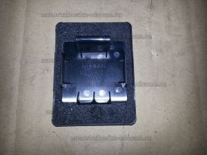 Накладка на пятую дверь Nissan X-Trail T32 Б/У арт.908124CE1A, 908124BA1A (18305)