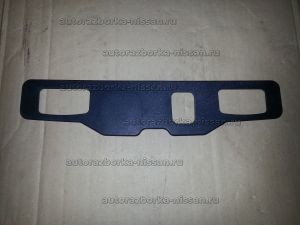Накладка пятой двери Nissan X-Trail T32 Б/У арт.909144CE3A (18297)