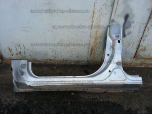 Порог со стойками левый Nissan X-Trail T30 Б/У арт.764138H330 (16645)