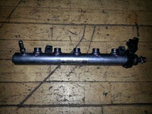 Рейка топливная Nissan X-Trail T32 Б/У арт.1752000Q3M (18486)