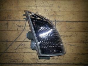 Указатель поворота правый (новый не оригинал) Nissan X-Trail T30 Б/У арт.261308H700, 261308H70A (18531)